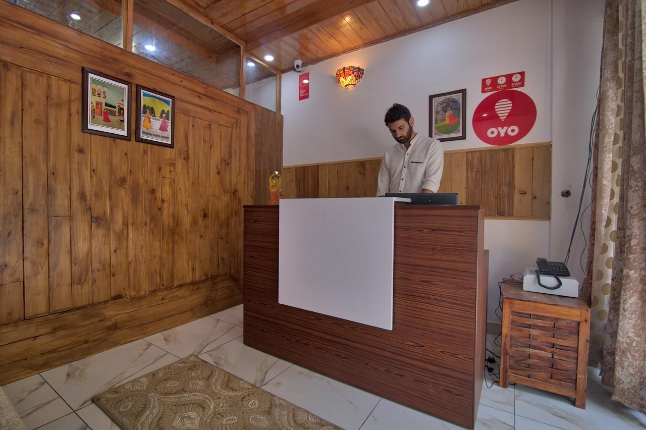 Oyo 13755 Woodstock Inn Dalhousie Extérieur photo